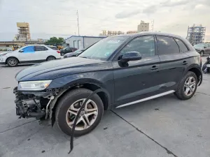 Audi Q5 2.0L 4 2018