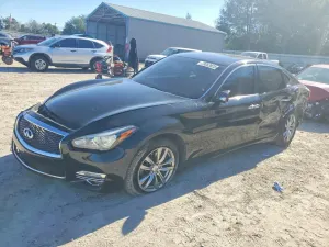 Infiniti Q70 3.7L 6 2019