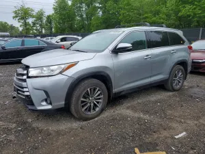 Toyota Highlander 3.5L 6 2019