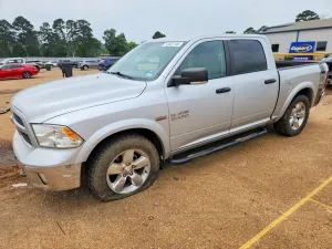 RAM 1500 5.7L 8 2015