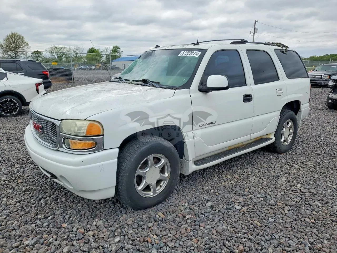 GMC Yukon 6.0L 8 2003