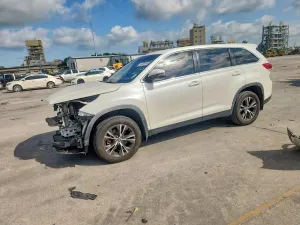 Toyota Highlander 3.5L 6 2019