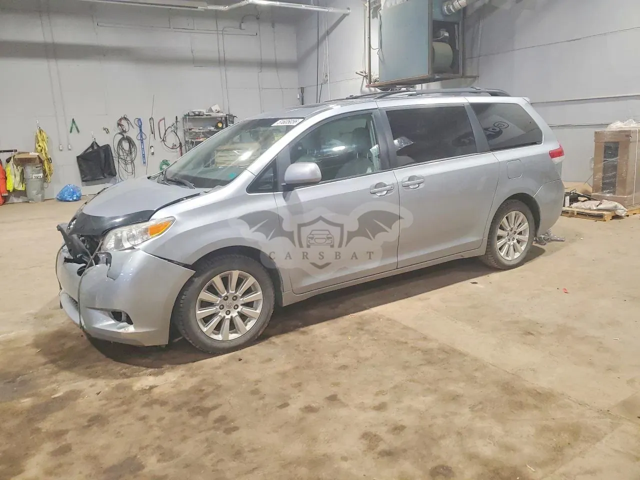 Toyota Sienna 3.5L 6 2014