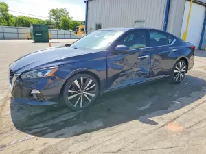 Nissan Altima 2.5L 4 2019