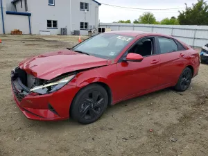 Hyundai Elantra 2.0L 4 2023