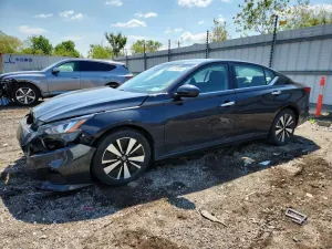 Nissan Altima 2.5L 4 2022