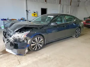Nissan Altima 2.5L 4 2021