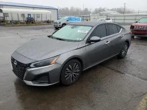 Nissan Altima SV 2.5L 4 2023