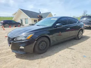 Nissan Altima 2.5L 4 2019