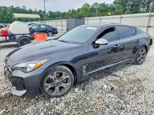 Kia Stinger 2.0L 4 2021