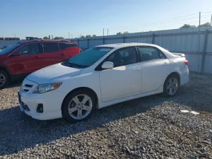 Toyota Corolla 1.8L 4 2013