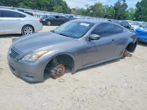 Infiniti G37 3.7L 6 2013