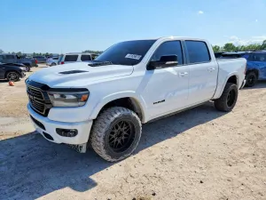 RAM 1500 5.7L 8 2021
