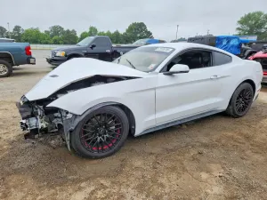 Ford Mustang 2.3L 4 2020