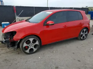 Volkswagen Golf 2.0L 4 2011