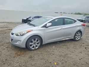 Hyundai Elantra 1.8L 4 2013