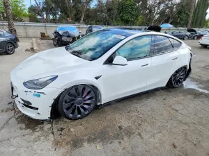 Tesla Model Y 2023