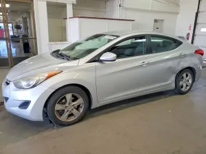 Hyundai Elantra 1.8L 4 2013