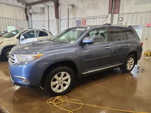 Toyota Highlander 3.5L 6 2013
