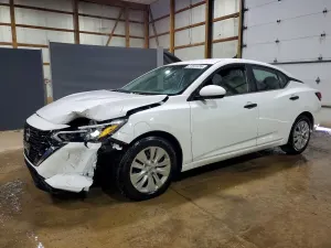 Nissan Sentra 2.0L 4 2025