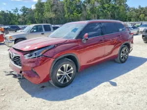 Toyota Highlander 3.5L 6 2021