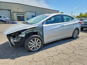 Hyundai Elantra 1.8L 4 2015