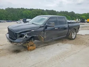 Dodge RAM 5.7L 8 2011