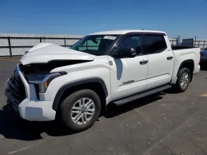 Toyota Tundra 3.4L 6 2023