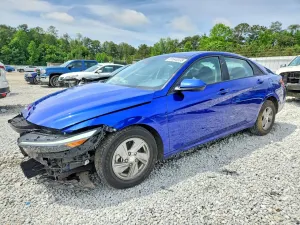 Hyundai Elantra 2.0L 4 2024
