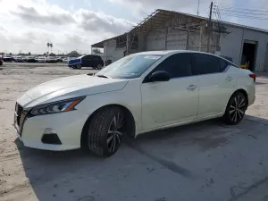 Nissan Altima 2.0L 4 2022