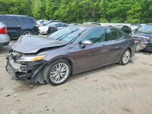 Toyota Camry 2.5L 4 2018