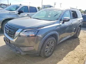 Nissan Pathfinder 3.5L 6 2022