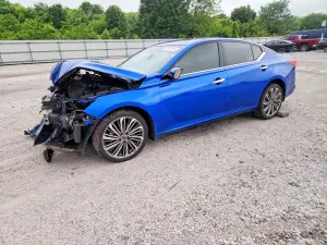 Nissan Altima 2.5L 4 2025