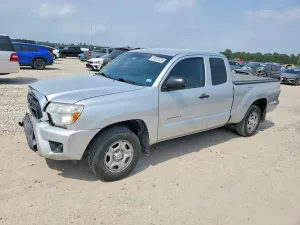 Toyota Tacoma 2.7L 4 2013