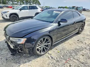 Audi RS5 4.2L 8 2015