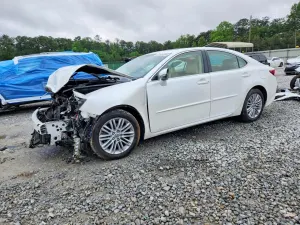Lexus ES 3.5L 6 2015