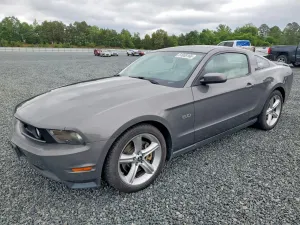 Ford Mustang 5.0L 8 2011