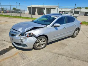 Acura ILX 2.0L 4 2013