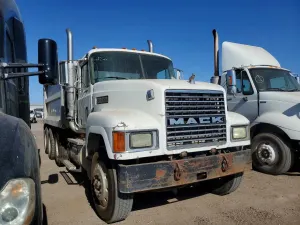 Mack 600 6 1999