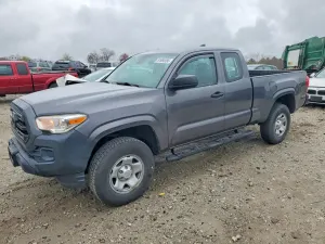 Toyota Tacoma 2.7L 4 2018