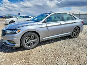 Volkswagen Jetta 1.4L 4 2021