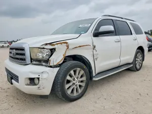 Toyota Sequoia 5.7L 8 2014