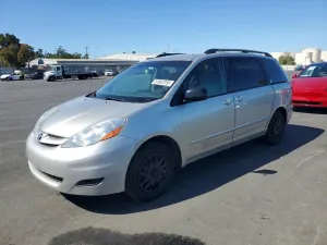 Toyota Sienna 3.5L 6 2008