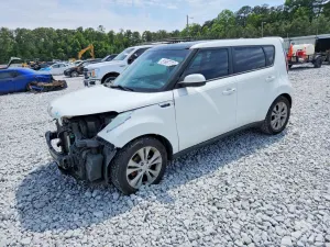 Kia Soul 2.0L 4 2015