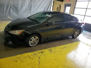 Hyundai Elantra 2.0L 4 2020