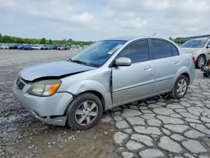 Kia Rio 1.6L 4 2011