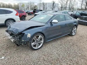 Audi S5 4.2L 8 2009