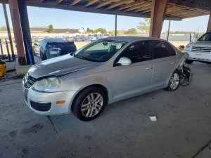 Volkswagen Jetta 2.5L 5 2010