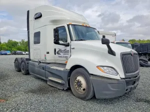 International LT Series 12.4L 6 2021
