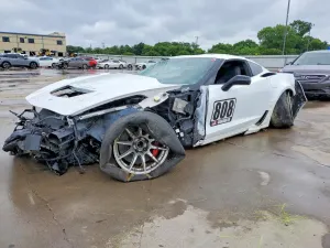 Chevrolet Corvette 6.2L 8 2015